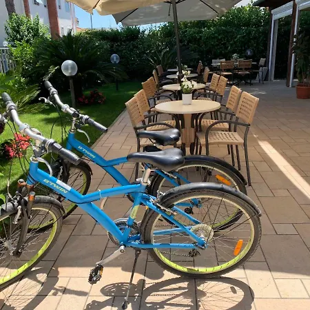 Mare Azzurro Hotel 3*